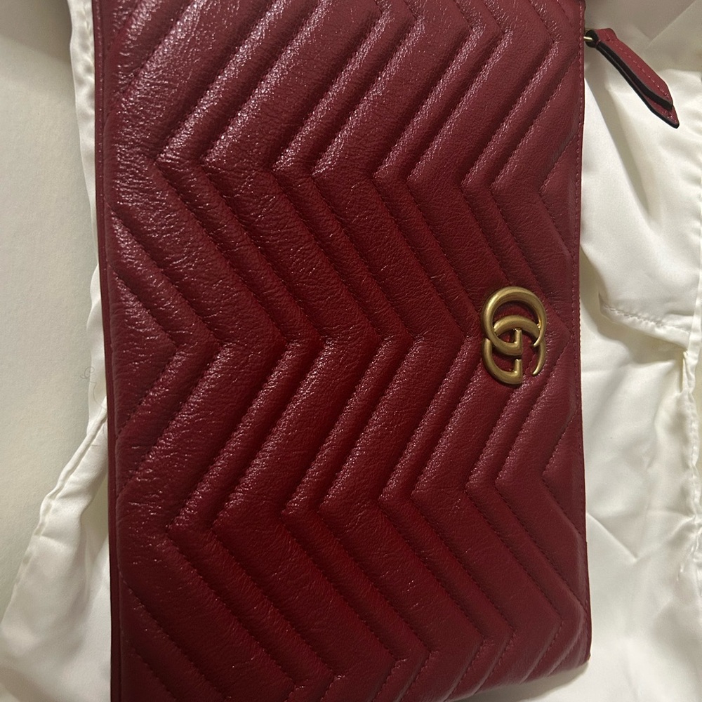 Gucci Marmont Clutch